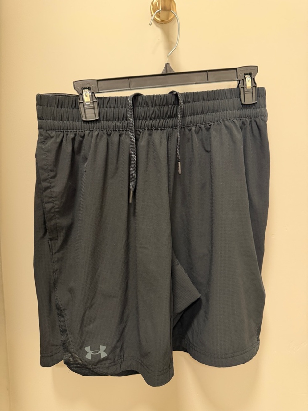 Under Armour Men’s Black Athletic Training Shorts